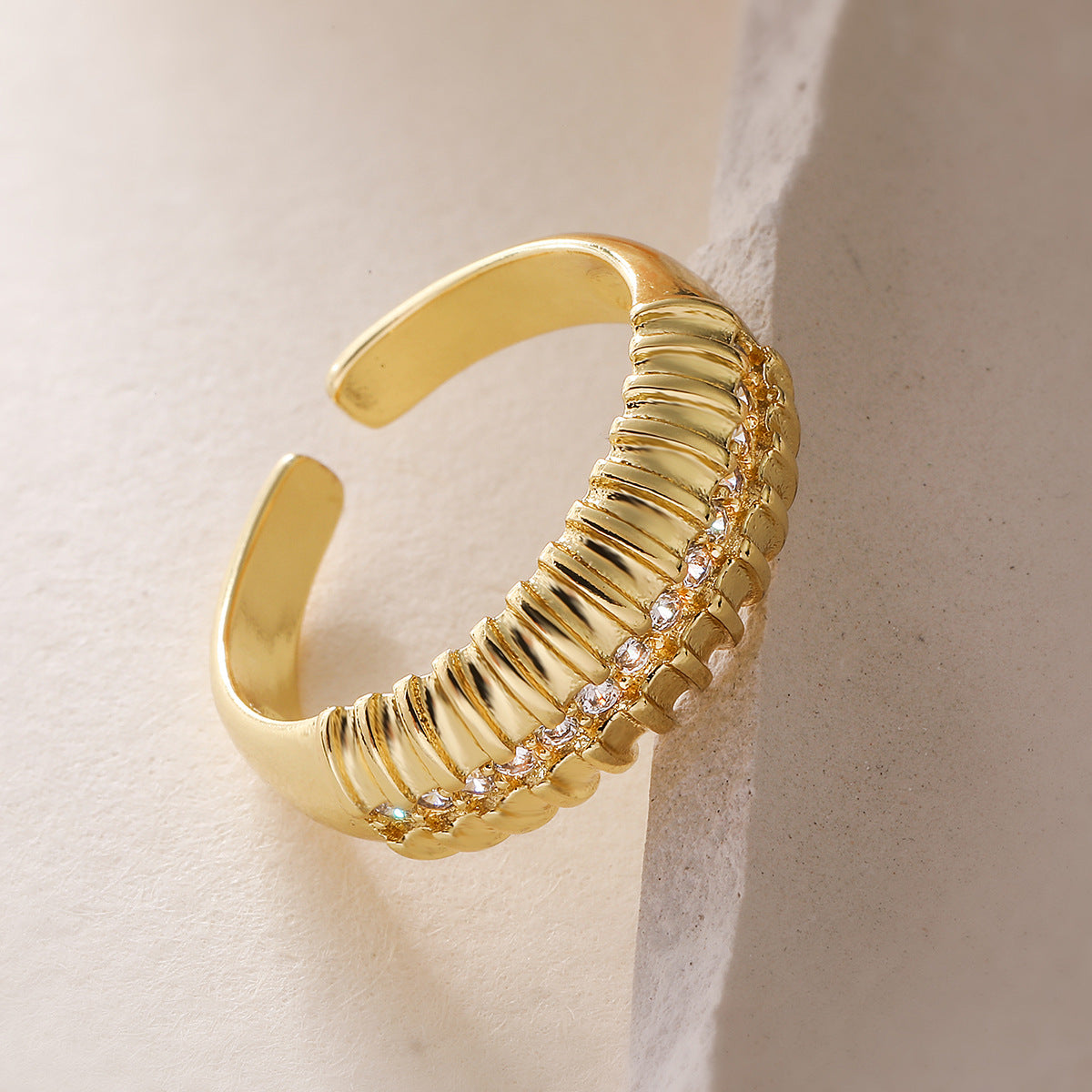 Geometric Open Ring for Women with Zircon Inlay and Electroplated Copper Finish, Fashionable Minimalist Statement Jewelry