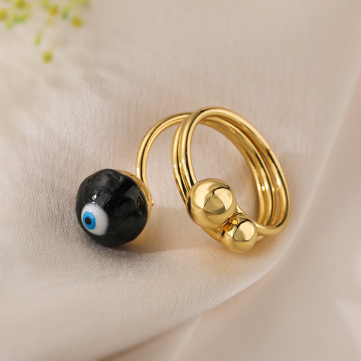 Anello Aperto Geometrico Minimalista da Donna Realizzato in Rame Placcato Oro con Design a Occhio di Allah in Smalto