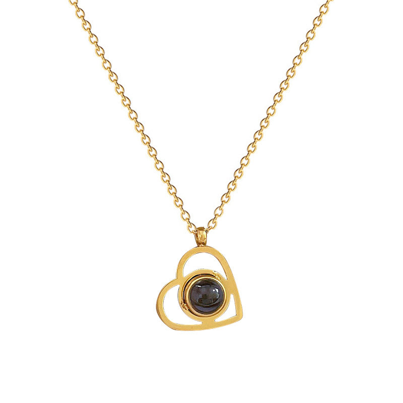 Minimalist Heart-Shaped Titanium Steel Necklace with Gold Plating for Women and Men, Pendant Projection Design, Fashionable Clavicle Chain