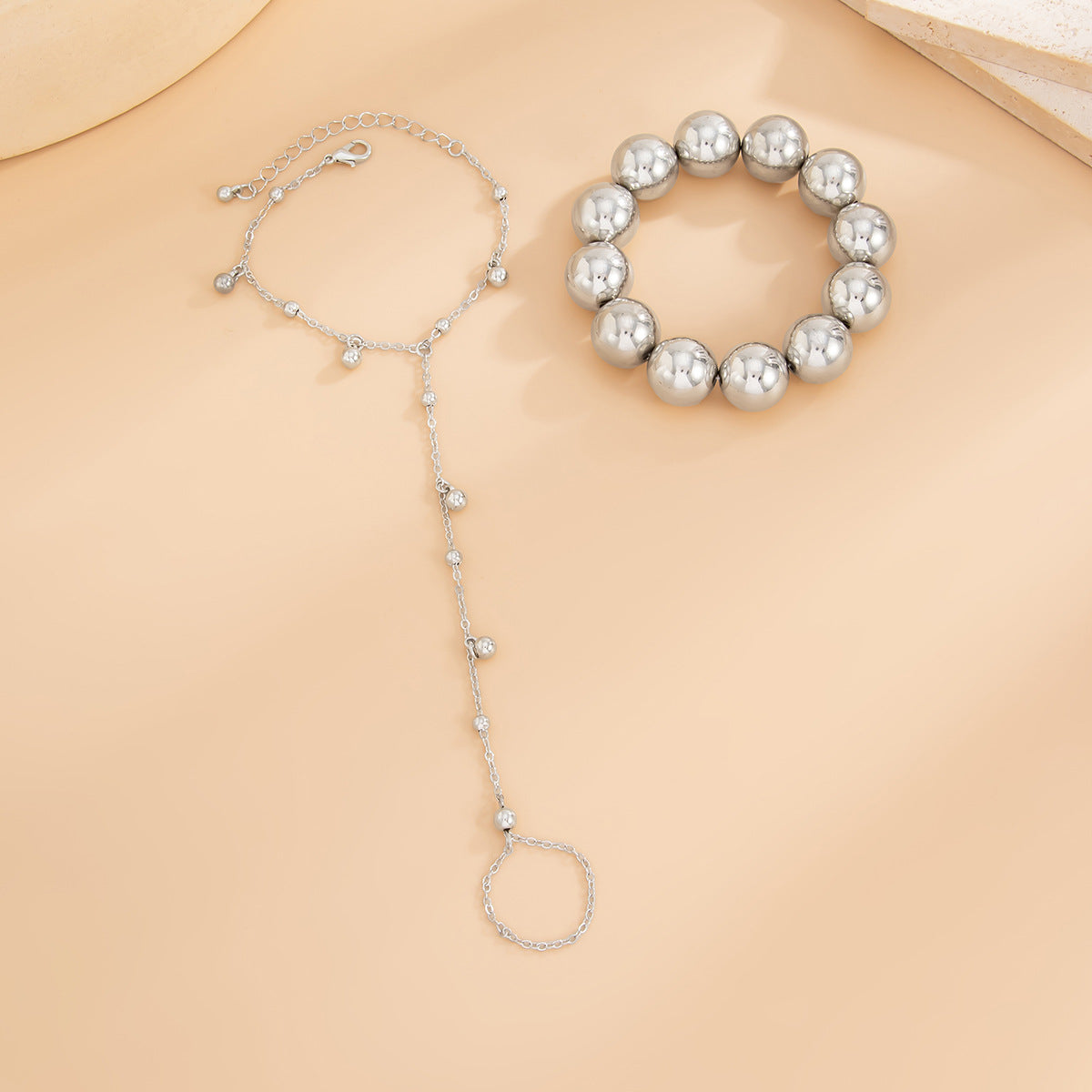 Exaggerated Geometric Round Beaded Bracelet Acrylic Plated Link Finger Jewelry for Women