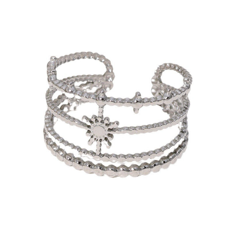 Anello Aperto Minimalista Geometrico in Acciaio al Titanio da Donna con Finitura Galvanizzata e Design dalle Linee Pulite