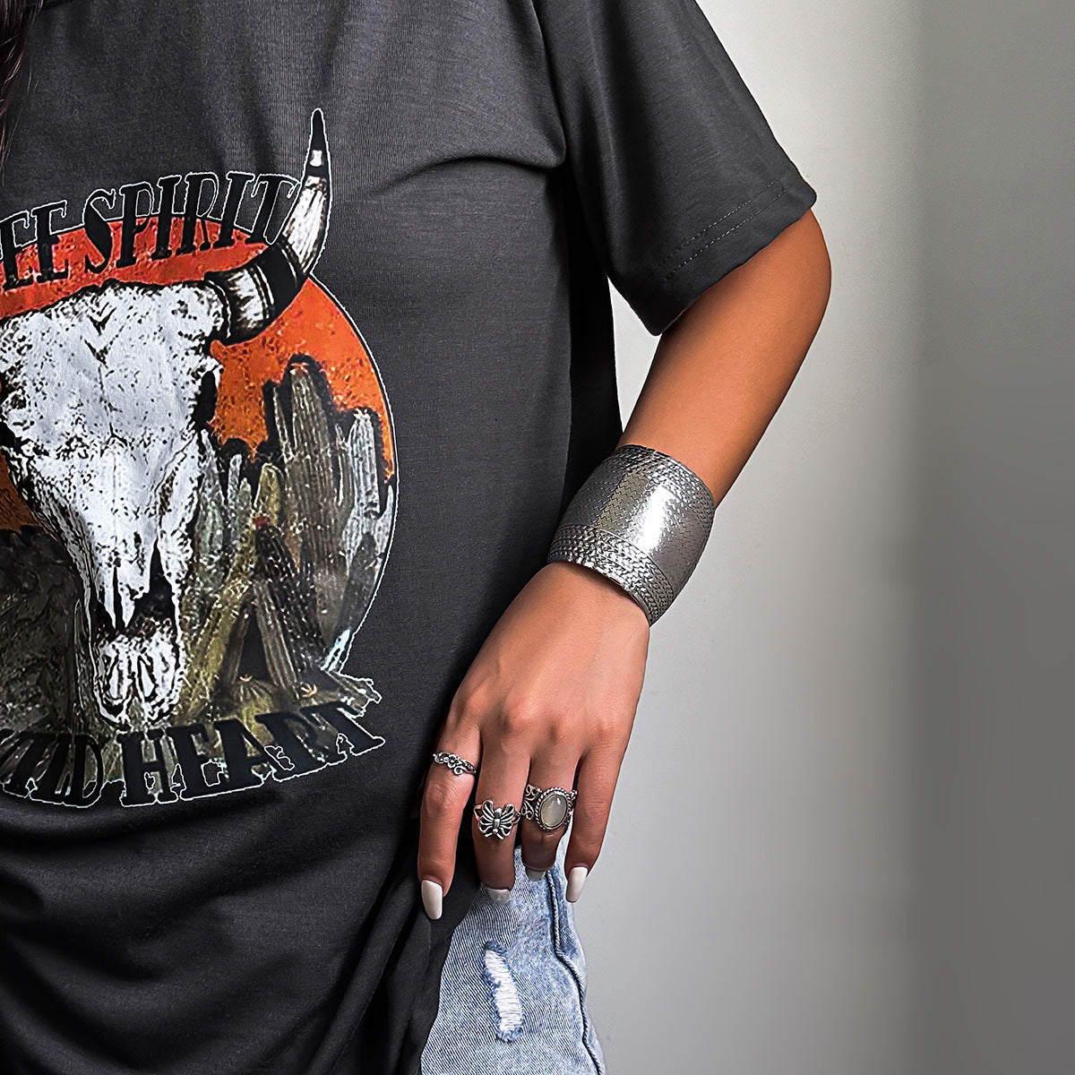 Bracciale aperto multistrato ondulato in stile Hip Hop con spiga di grano incisa, da donna, in metallo con finitura placcata