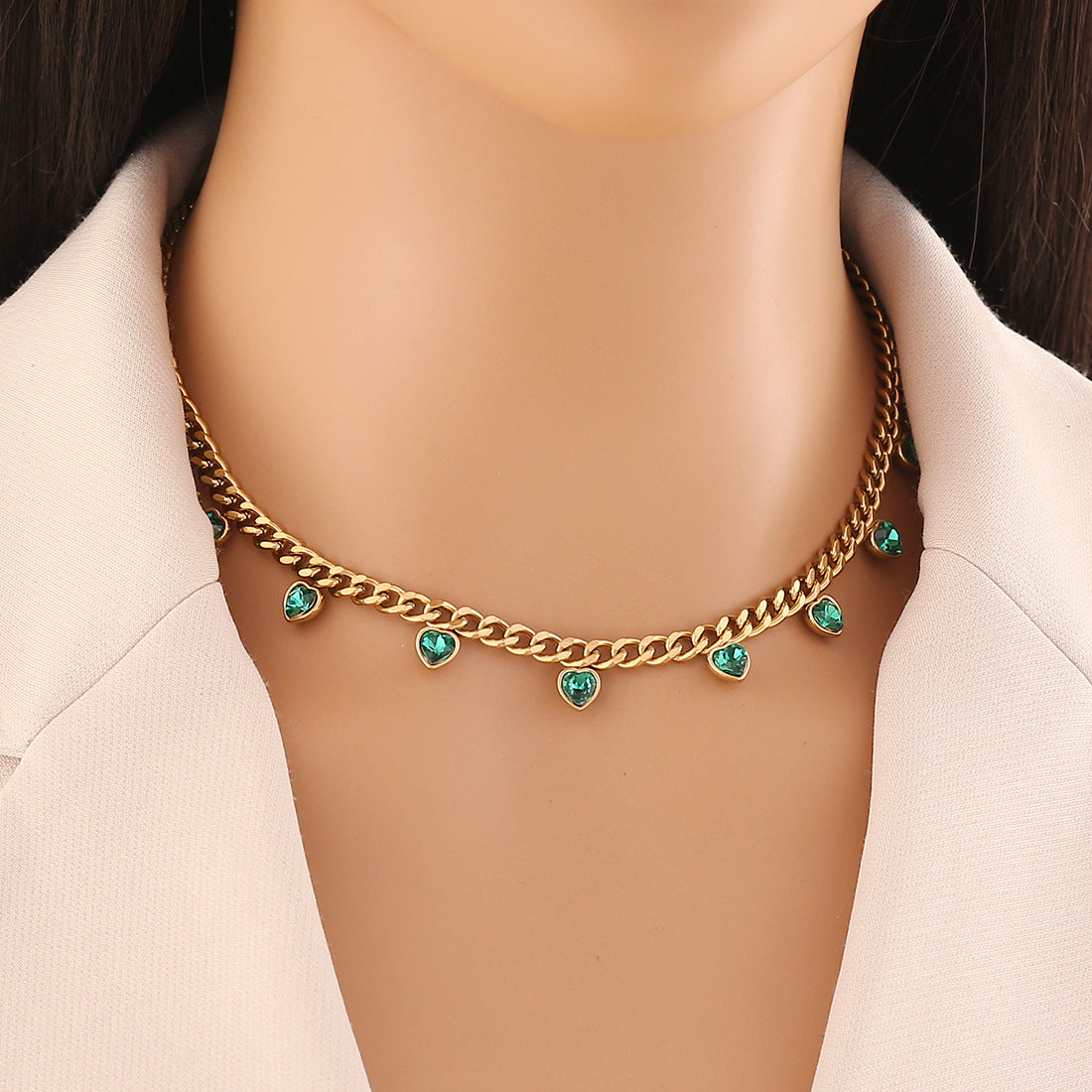 Fashionable Heart-Shaped Rhinestone Stainless Steel Necklace for Women with Plated Finish