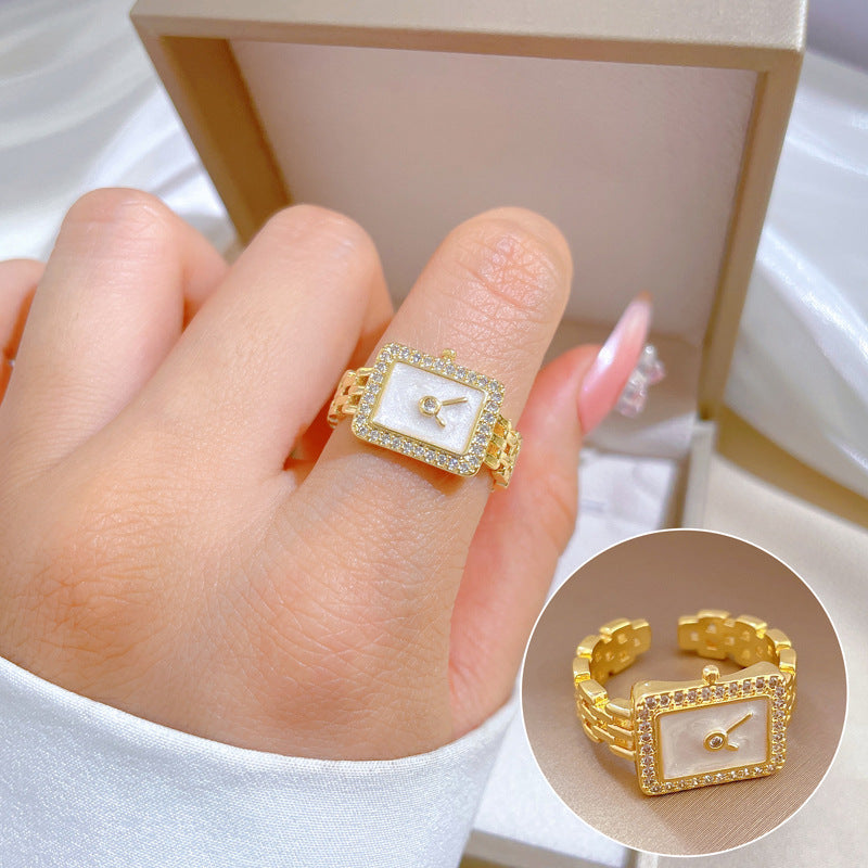 Minimalist Sweet Geometric Round Brass Plated Rhinestone Ring for Women and Men