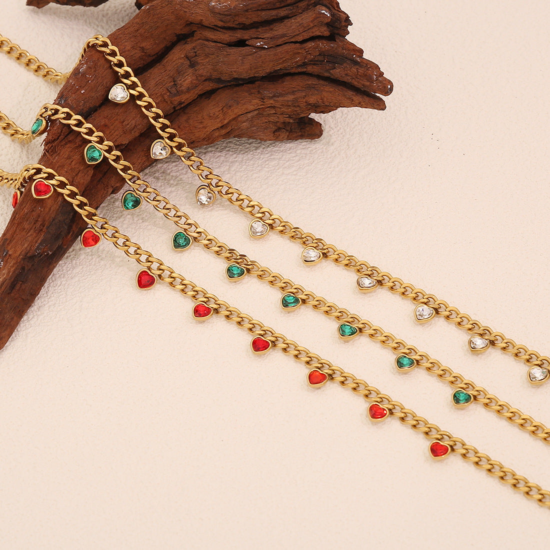 Fashionable Heart-Shaped Rhinestone Stainless Steel Necklace for Women with Plated Finish