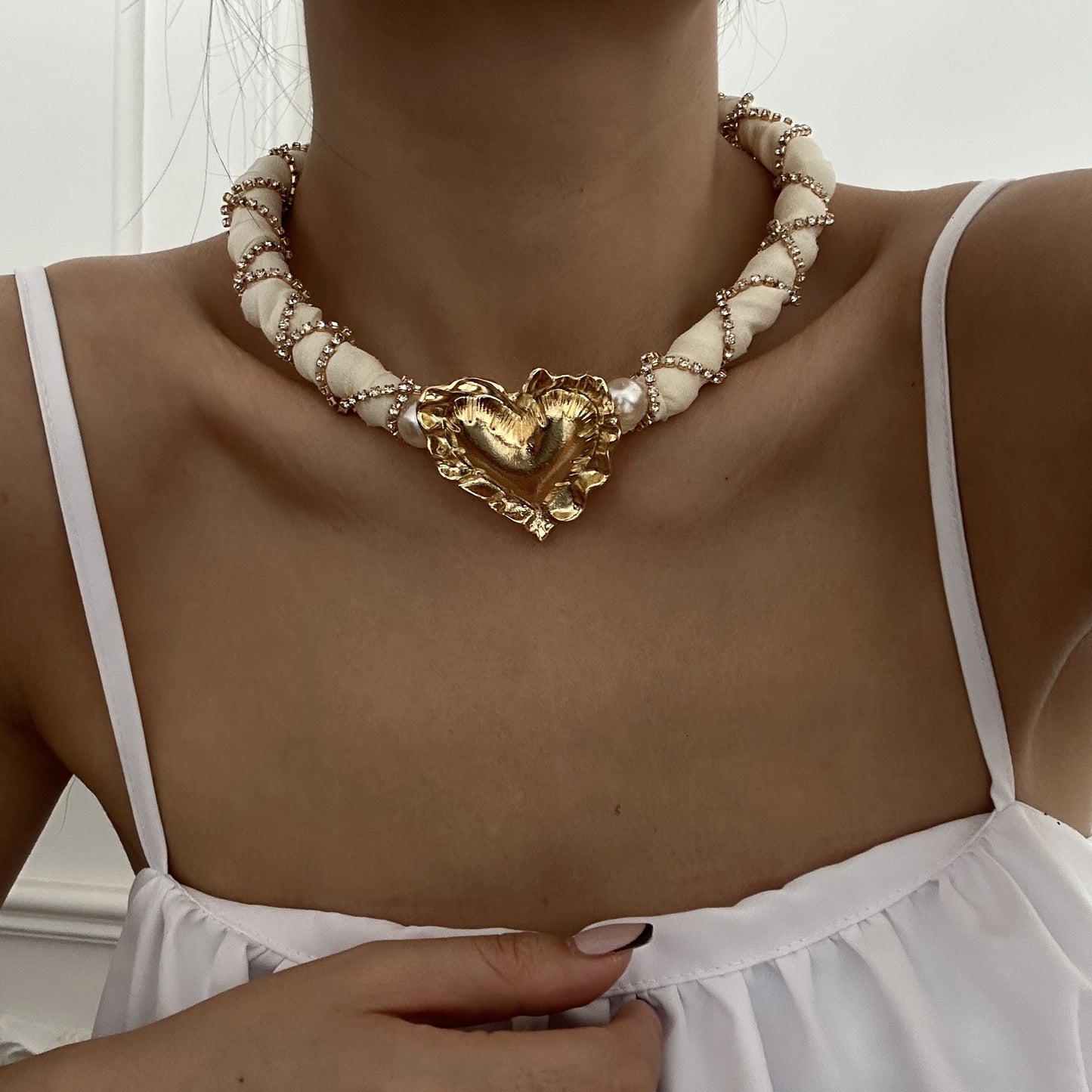 Vintage Elegant Heart Geometric Rhinestone Pearl Necklace for Women