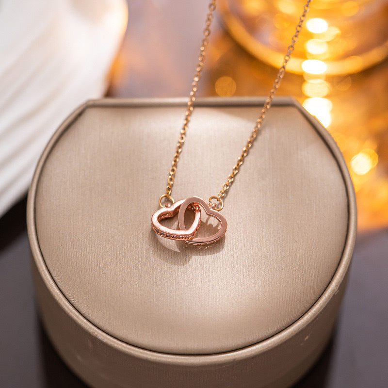 Minimalist Titanium Steel Heart Pendant Necklace for Women Short Clavicle Chain with Plated Finish