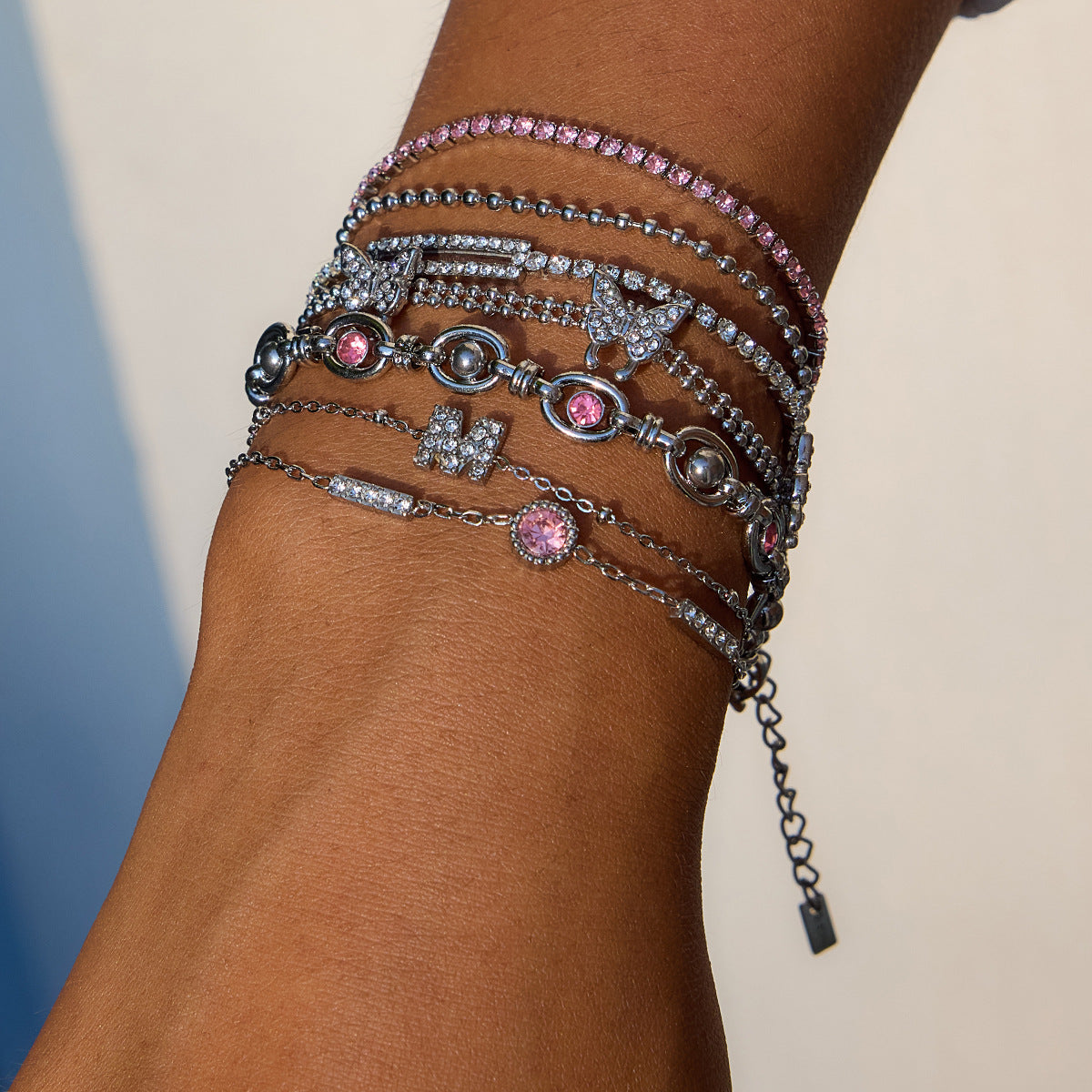 Pulsera de Mariposa Geométrica de Acero Inoxidable para Mujer con Aspecto de Acero de Titanio Joyería de Lujo Minimalista