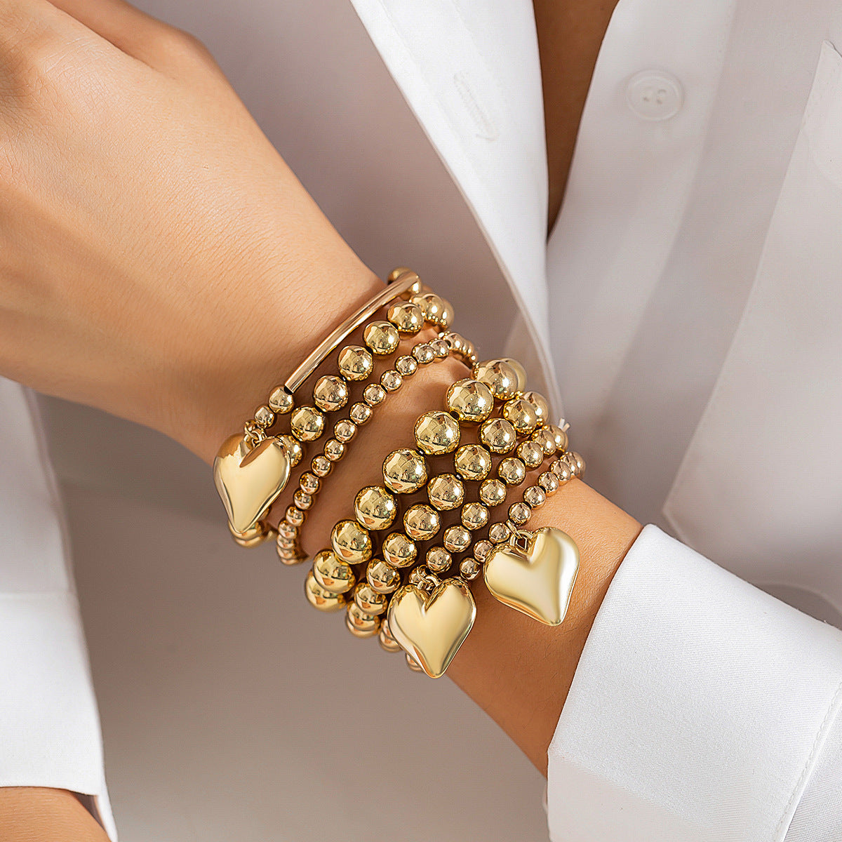 Minimalist Heart Hollow Plated Resin Beaded Bracelet Set for Women