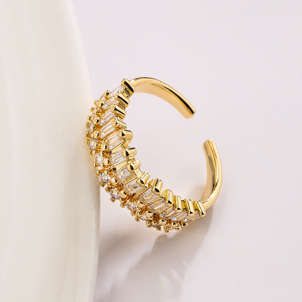 Anello Aperto Minimalista Geometrico da Donna in Ottone Placcato Oro Reale e Zirconia Micro-Incastonata