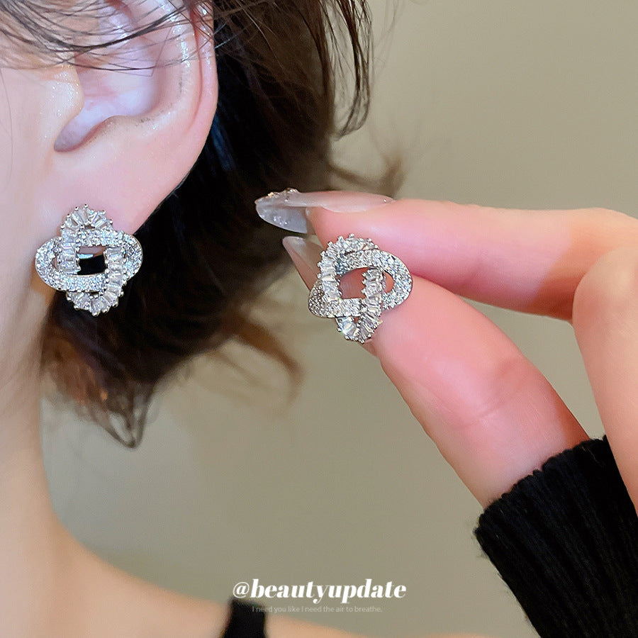 Orecchini a Perno Minimalisti Geometrici da Donna in Rame Placcato Oro con Zirconia Cubica