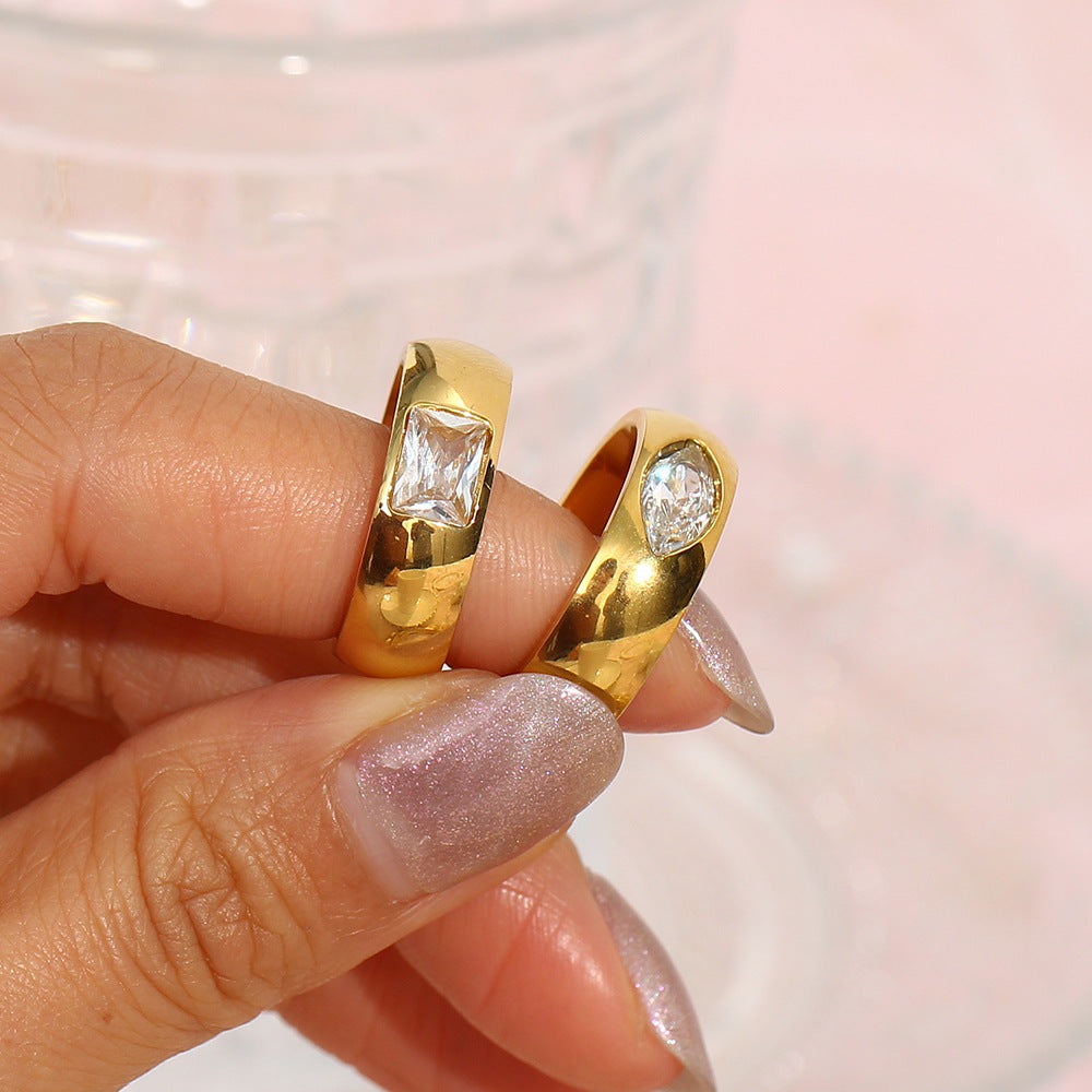 Anello Tondo in Zircone Placcato Oro 18K in Acciaio Inossidabile Geometrico alla Moda da Donna