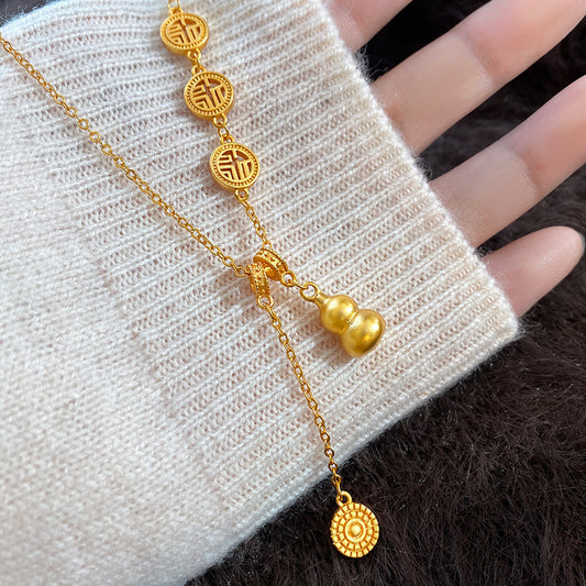 Collar con colgante de aleación con forma de calabaza estilo dibujos animados con cadena de perlas de imitación para mujeres y hombres, accesorio de moda fresco y dulce