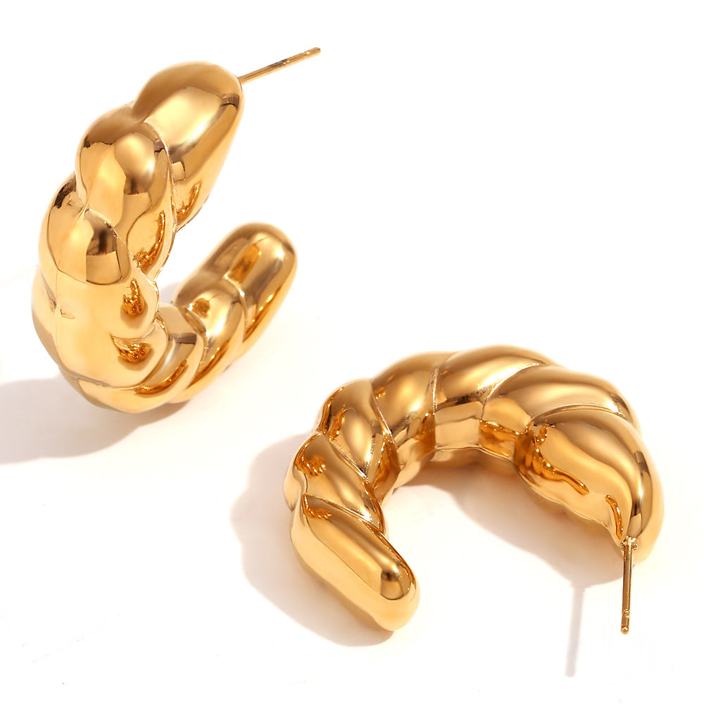 Fashionable Minimalist Hollow Crescent Moon and Ram Horn Shaped Earrings for Women in Stainless Steel with 18K Gold Plating