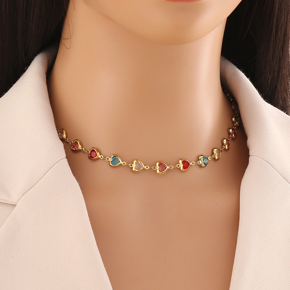 Fashionable OL Style Heart-Shaped Stainless Steel Pendant Necklace with Plated Finish for Women
