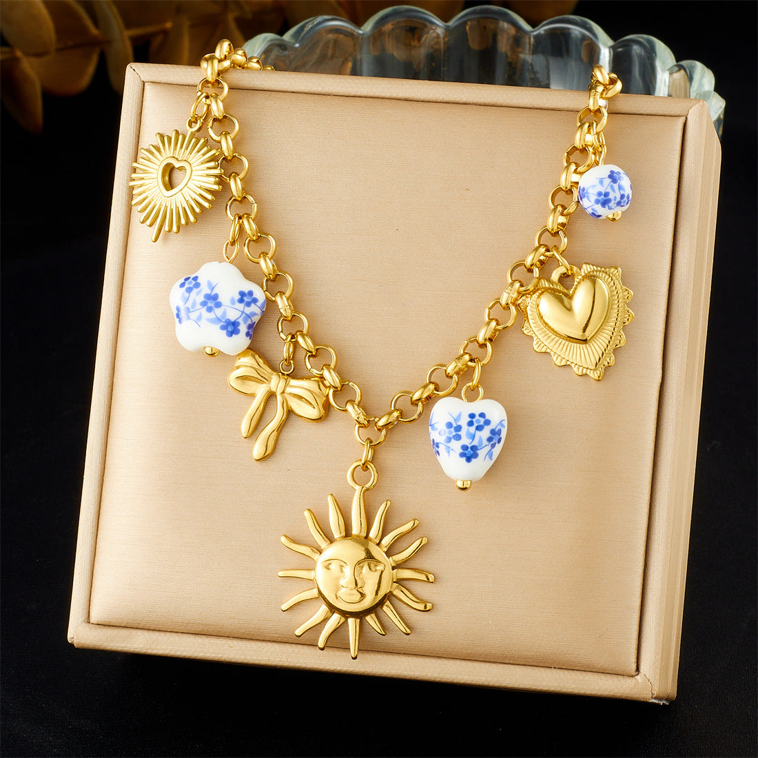 Fashion Elegant Heart Floral Butterfly Stainless Steel Plated Jewelry Set with Cable Chain