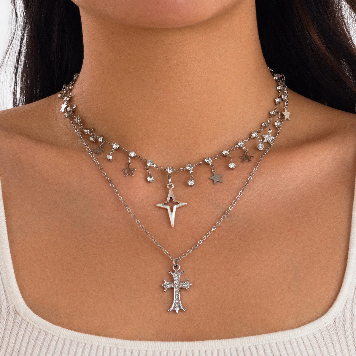 Collana girocollo da donna con croce a forma di stella, dolce e grintosa, con strass e nappe, in lega placcata