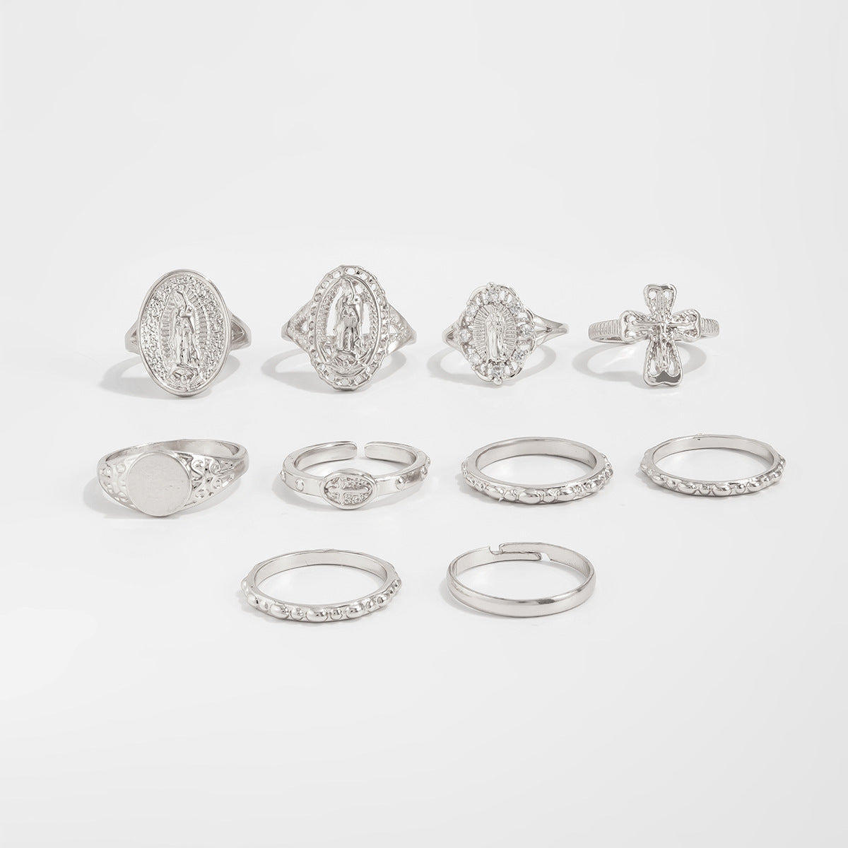 Luxury Hip-hop Hollow Heart Cross Rhinestone Plated Zinc Alloy Ring for Women
