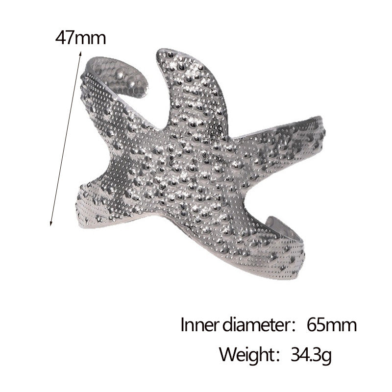 Minimalist Starfish-Shaped Stainless Steel Bracelet for Women with 18K Gold Plating and Premium Titanium Steel Feel