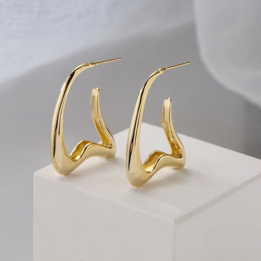 Aretes Geométricos Irregulares Minimalistas para Mujer de Cobre con Baño de Oro de 18K