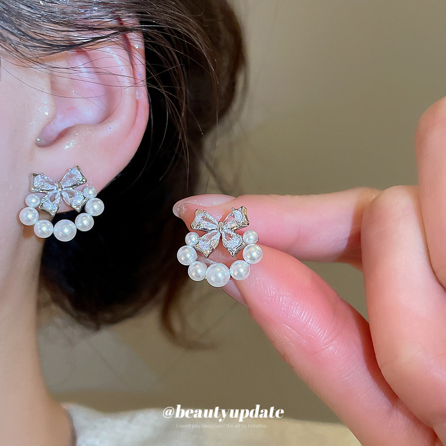 Elegantes pendientes de perlas simuladas en forma de lazo con incrustaciones de circonitas para mujer, joyería de moda minimalista de lujo para uso diario