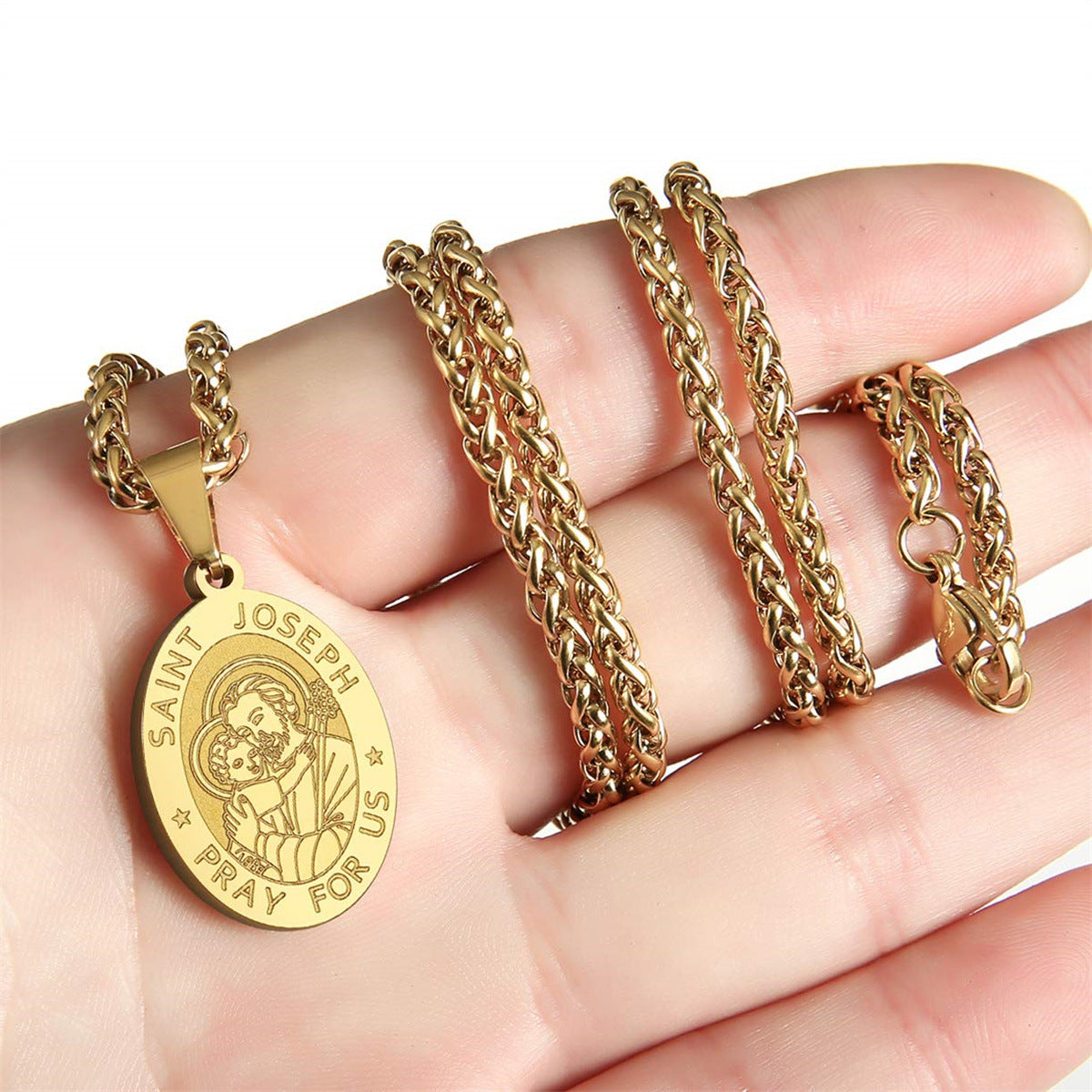 Collar Pendiente Geométrico Minimalista de Acero Inoxidable con Medalla de Acero de Titanio Galvanizado para Mujer