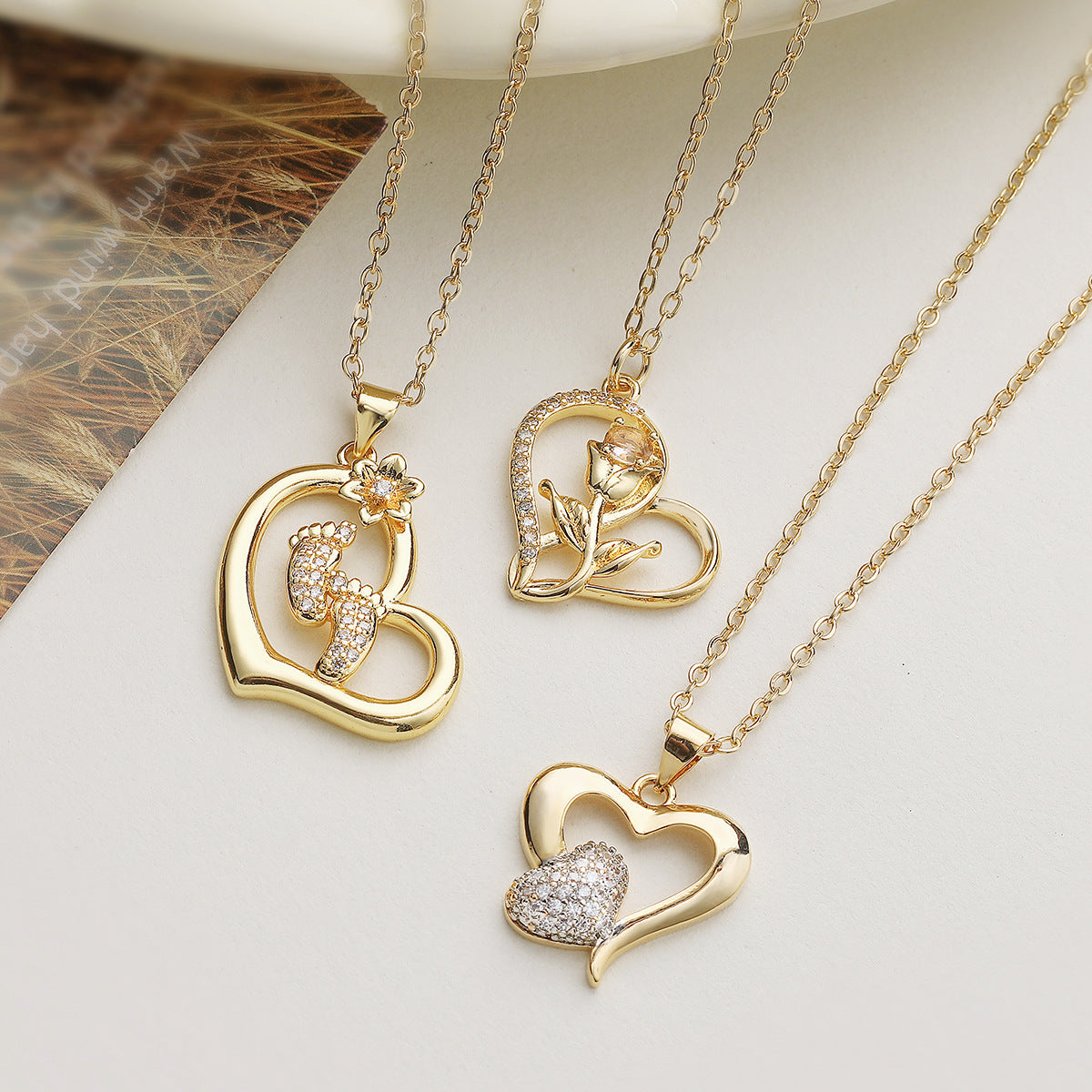 Minimalist Luxury 18K Gold Plated Brass Heart Cubic Zirconia Pendant Necklace for Women