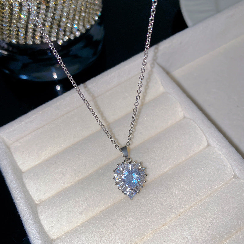 Sweet Butterfly Micro-Set Cubic Zirconia Brass Pendant Gold Plated Titanium Steel Necklace Cable Chain