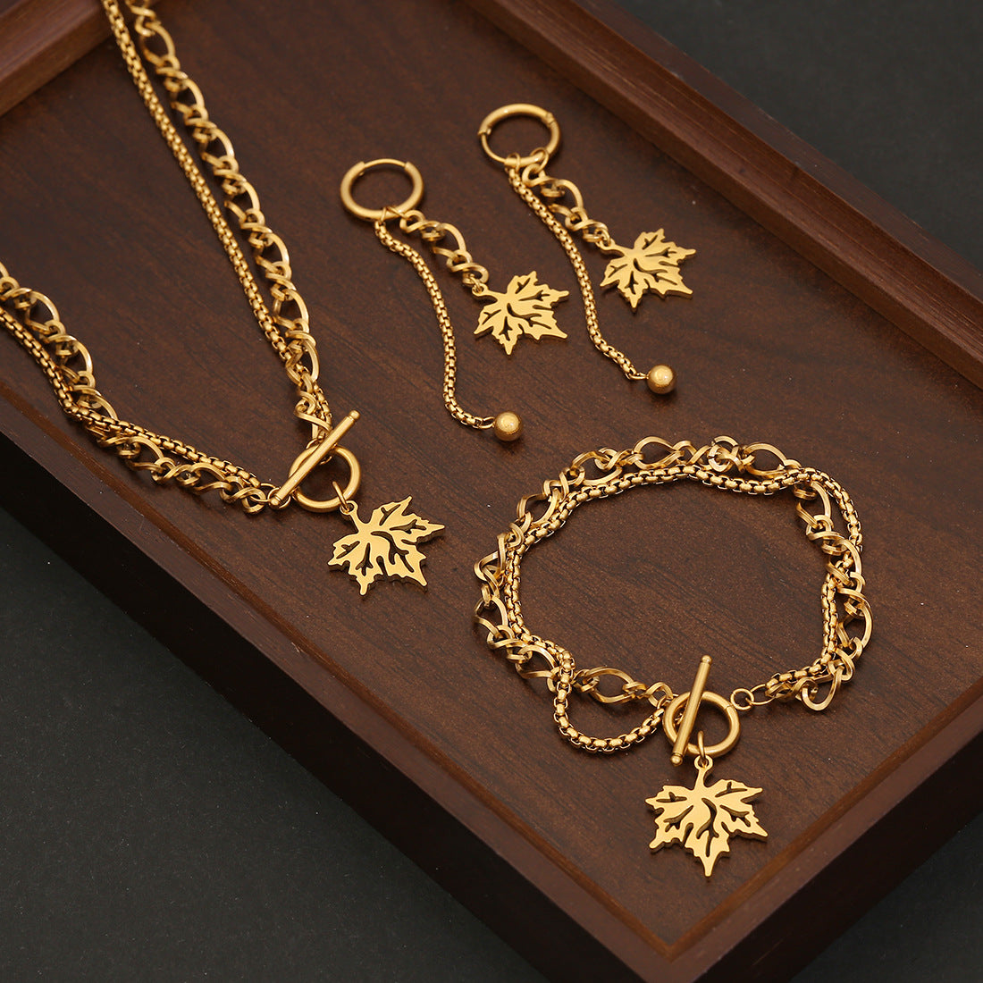 Personalized Maple Leaf Necklace Set in Stainless Steel with Titanium Steel Pendant and Electroplated Finish for Women