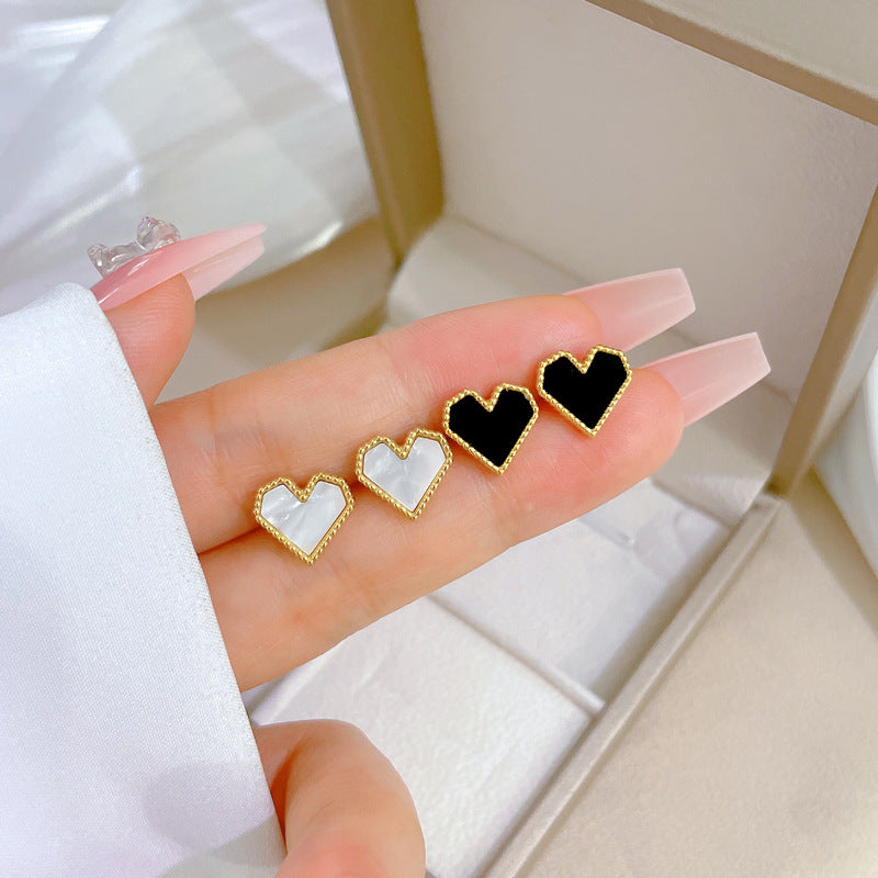 Minimalist Titanium Steel Heart-Shaped Shell Earrings for Women, Electroplated Cold-Tone Fashion Ear Jewelry for Parties and Daily Wear