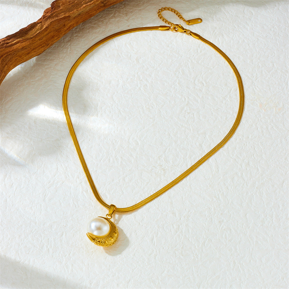 Vintage Elegant Gold Plated Moon Stainless Steel Pearl Pendant Blade Chain Necklace for Women