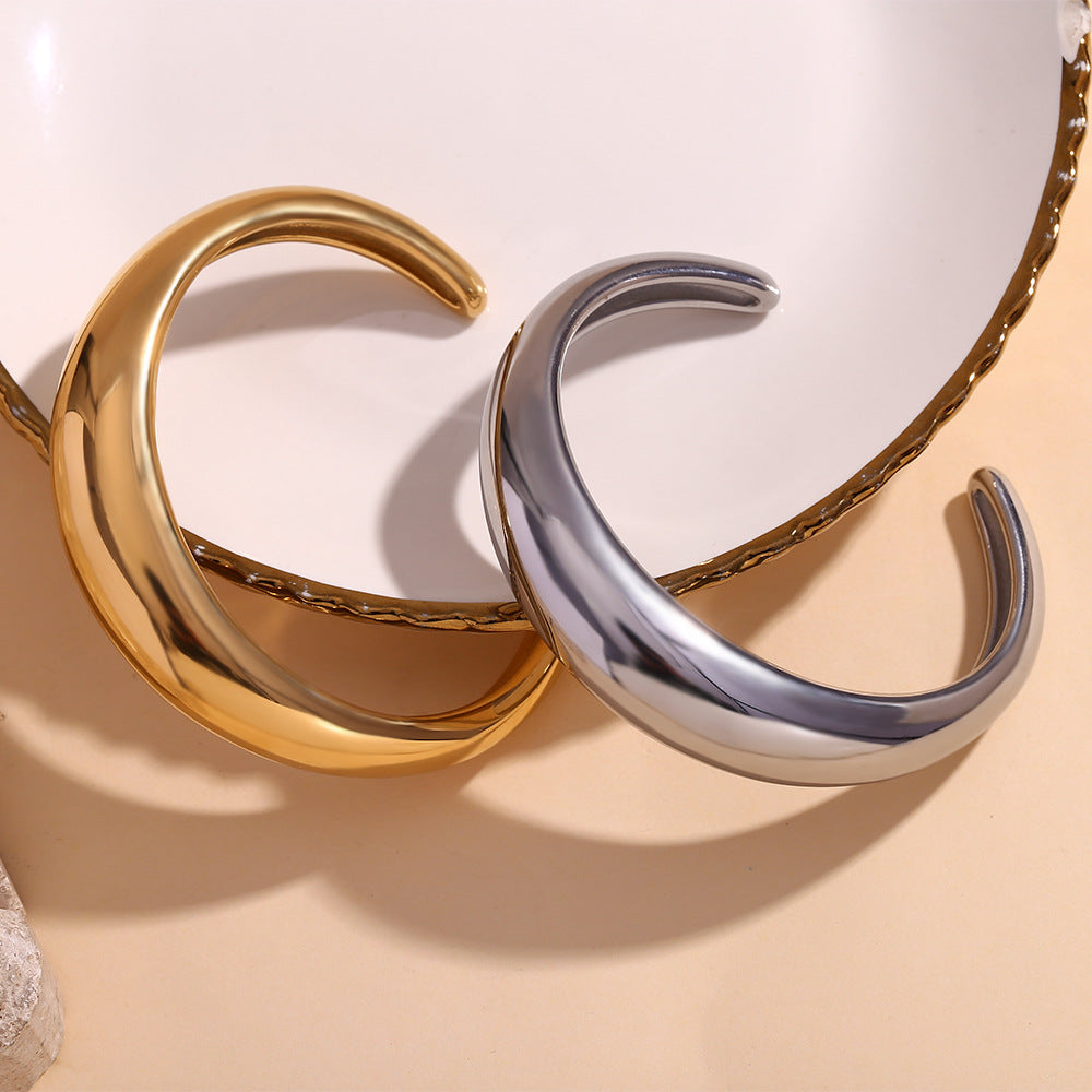 Pulsera de brazalete abierto de acero inoxidable geométrico minimalista chapado en oro de 18 quilates para mujer