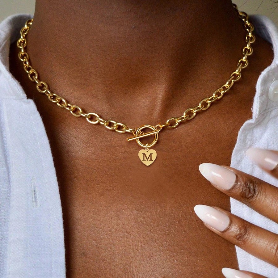 Minimalist Letter-Shaped Stainless Steel Pendant Necklace with Polished Hollow Heart Design for Unisex Daily Wear