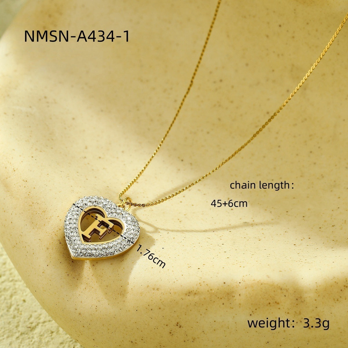 Collar de Acero Inoxidable con Colgante de Corazón de Moda con Incrustaciones de Zirconia para Mujer, Cadena Minimalista a la Clavícula con Acabado Chapado