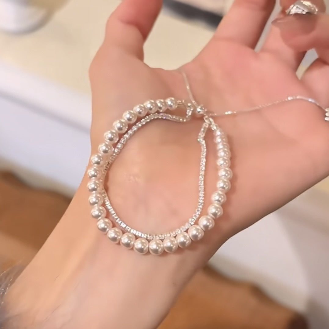 Elegante Pulsera Geométrica de Perlas para Mujer con Detalles de Pedrería Bañada en Acabado Premium Accesorio de Moda para la Oficina