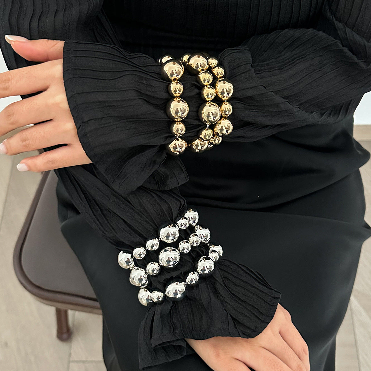 Pulsera geométrica redonda de estilo punk para mujer con cuentas y acabado galvanizado