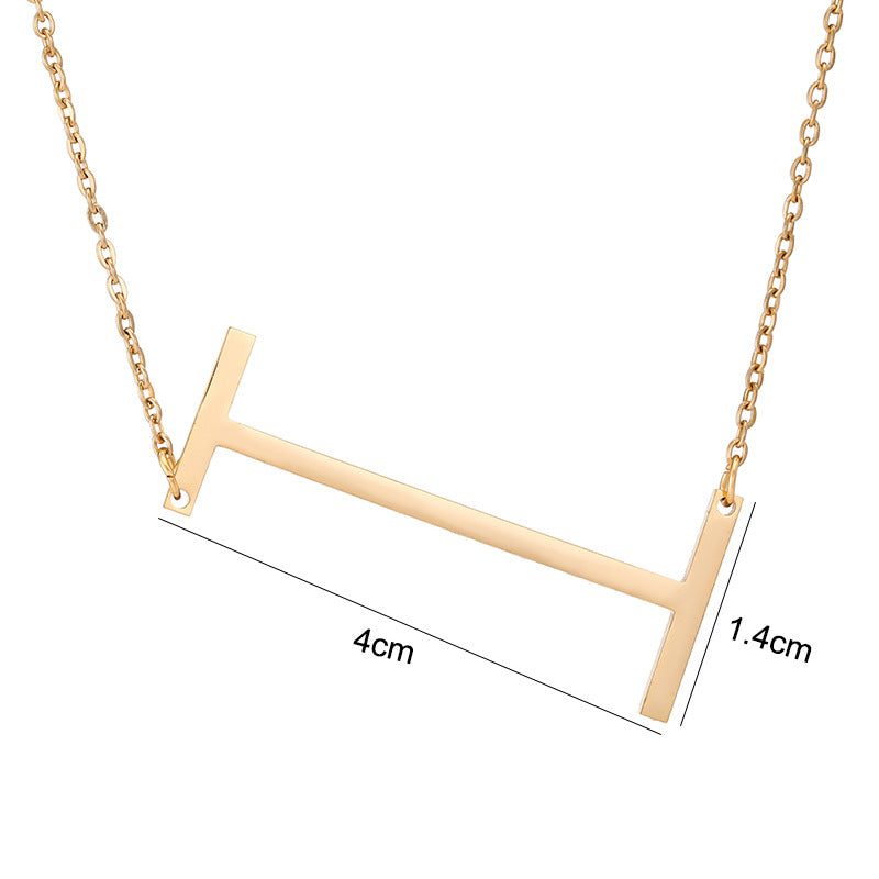 Collar Minimalista con Dije de Letra Chapado en Acero de Titanio para Mujer con Cadena de Eslabones Ajustable