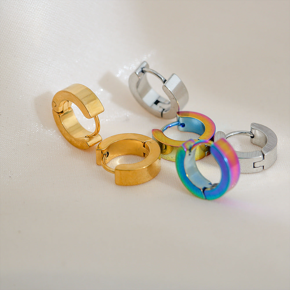 Pendientes minimalistas de acero inoxidable en forma de U con acabado chapado para hombres y mujeres
