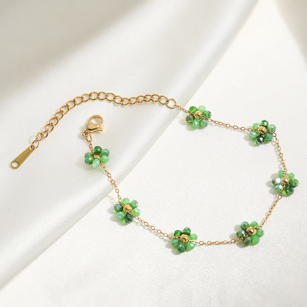 Fashion 18K Gold Plated Floral Beaded Stainless Steel Bracelet for Women