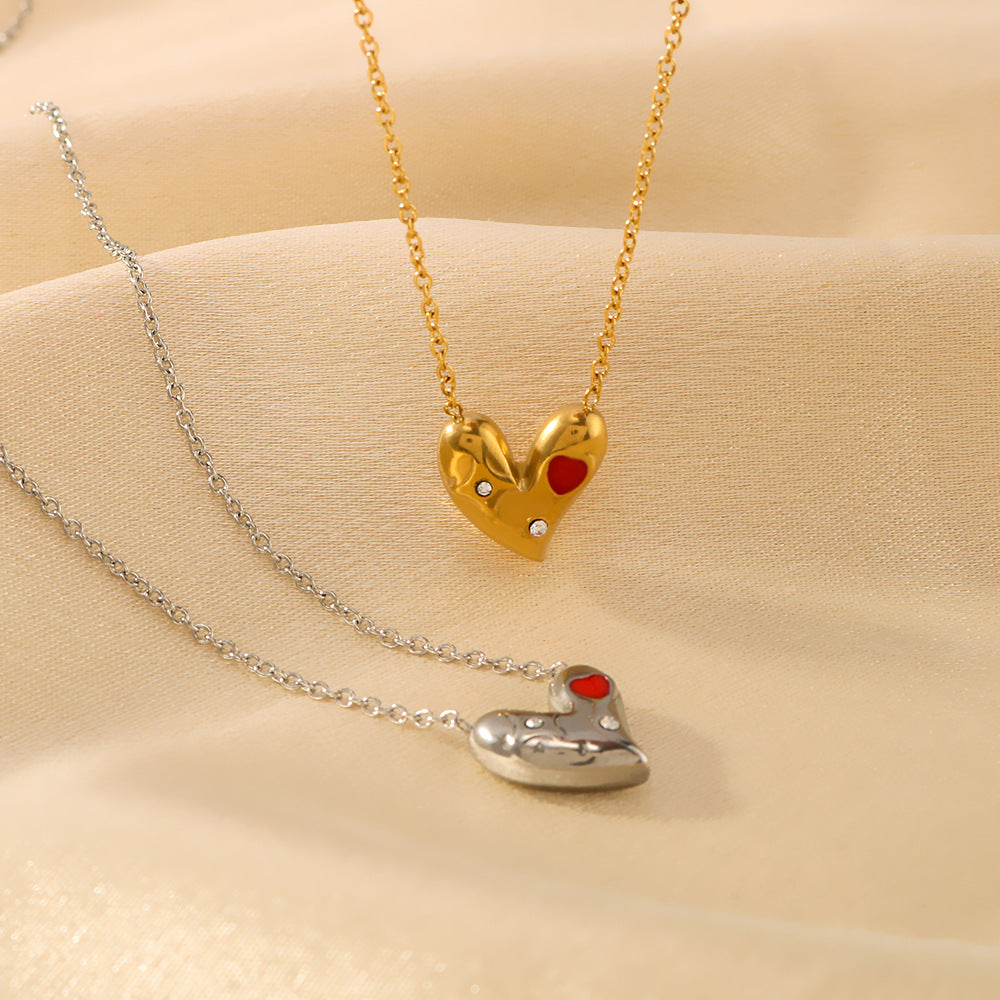 Collana asimmetrica minimalista a forma di cuore da donna in acciaio al titanio con intarsio di strass e placcatura sottovuoto in oro 18 carati