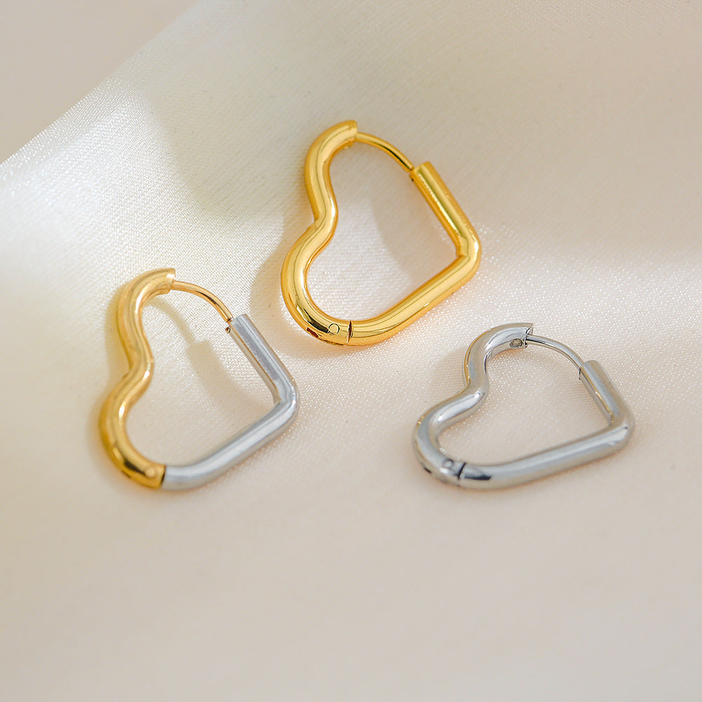 Orecchini a cerchio minimalisti in acciaio inossidabile a forma di cuore con finitura placcata da donna