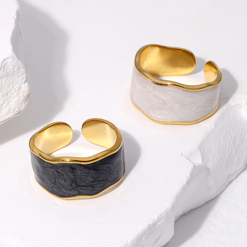 Anello minimalista in acciaio inossidabile con finitura smaltata, regolabile, dalla forma geometrica, da donna