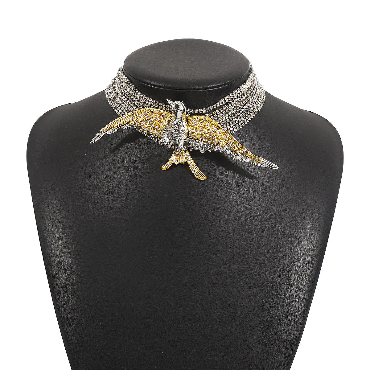 Collana da donna vintage con ciondolo a uccello, dolce e grintosa, in lega di zinco con finitura galvanizzata, catena multistrato con design a rondine