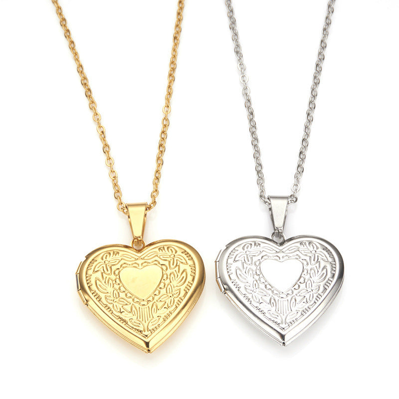 Collana con Pendente Minimalista a Cuore in Acciaio Inossidabile, Design con Cornice Portafoto Apribile e Finitura Galvanizzata