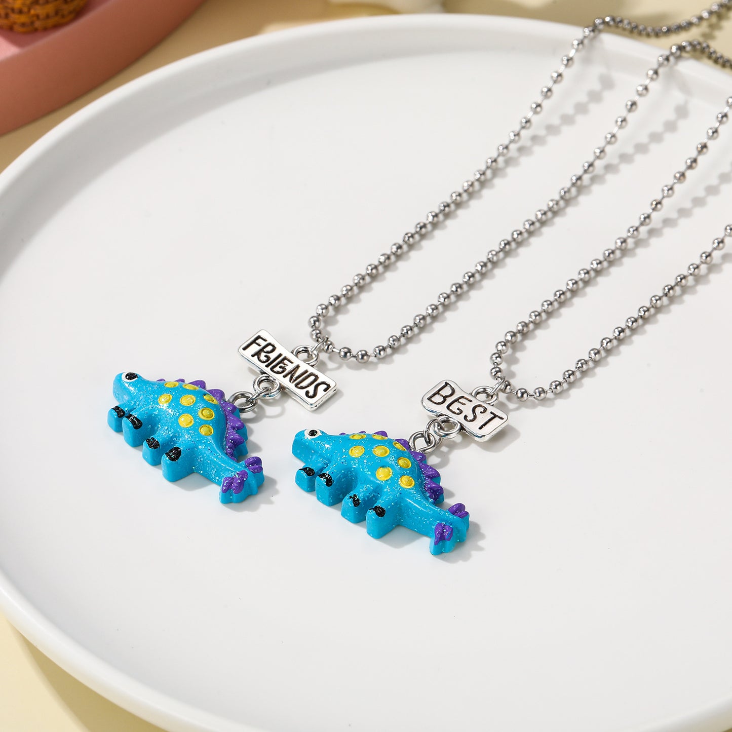 Collana con ciondolo unicorno fumetto per bambini, girocollo con ciondolo animale in argilla morbida con catena di perline