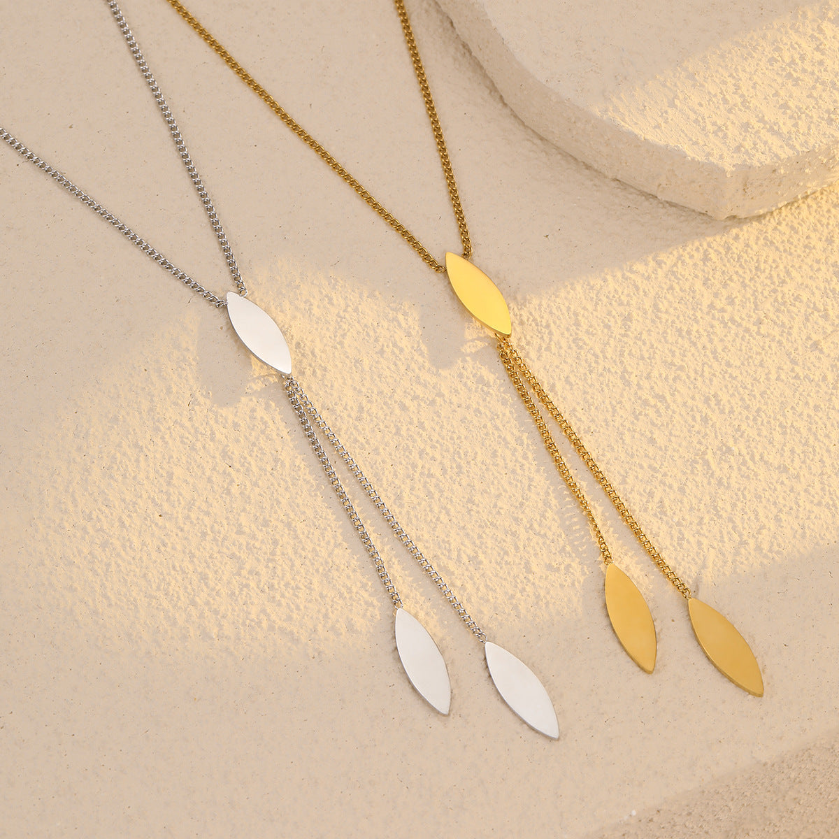 Collar con colgante de lágrima geométrica minimalista vintage para mujer, cadena chapada en acero inoxidable