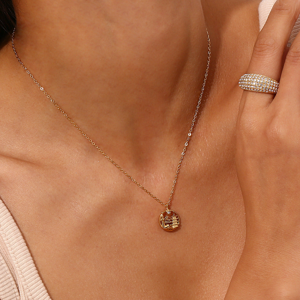 Collana con ciondolo geometrico rotondo minimalista da donna in acciaio inossidabile con finitura placcata
