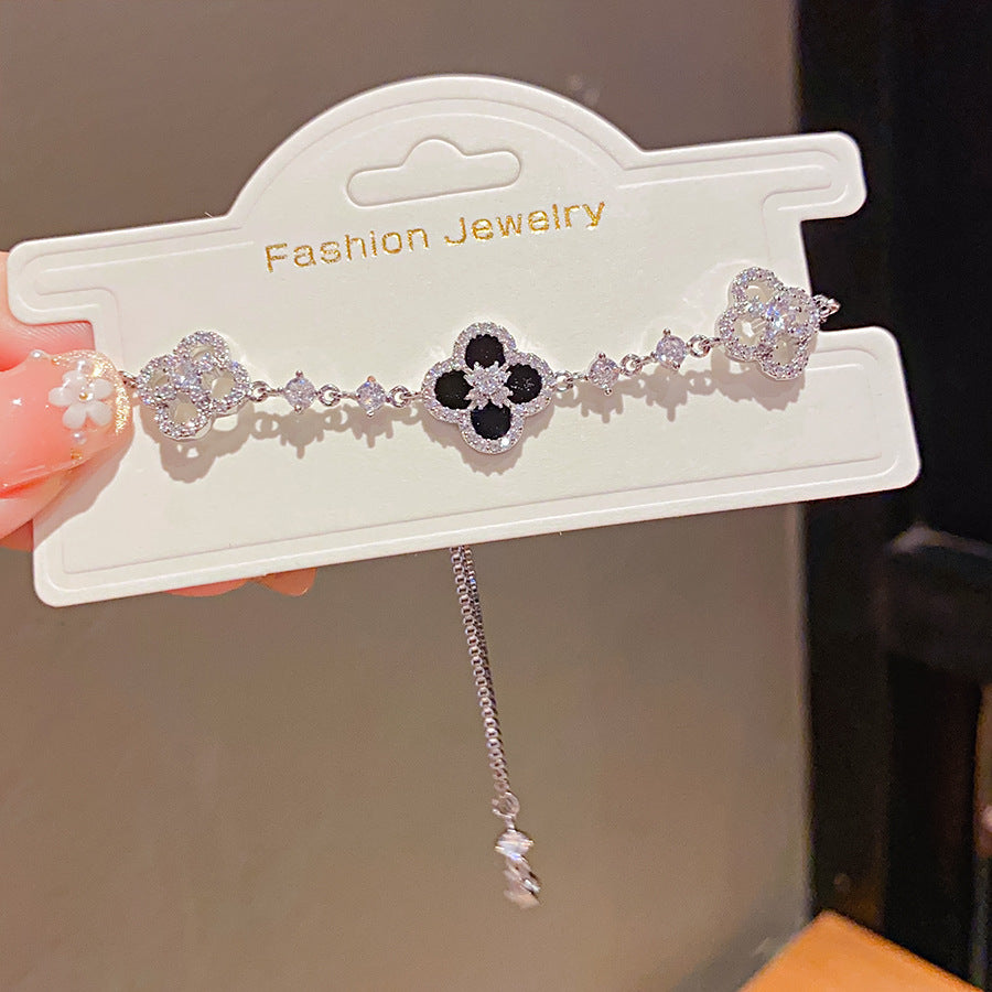 Luxury Elegant 18K Gold Plated Brass Floral Inlaid Cubic Zirconia Bracelet for Women