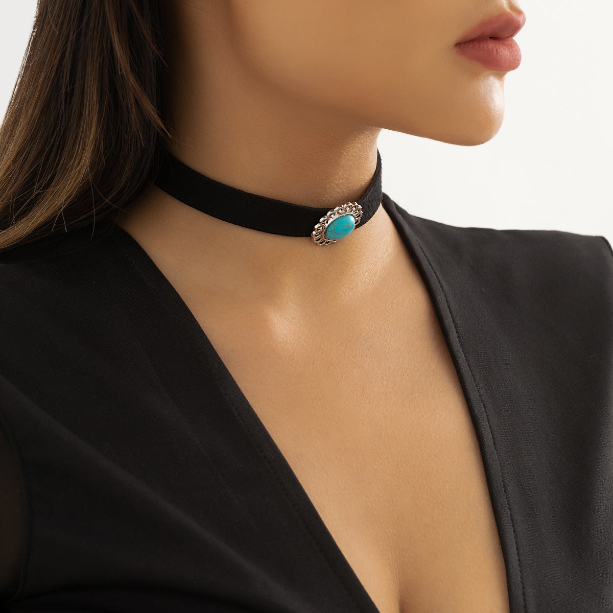 Collar Gargantilla Bohemio Vintage con Colgante de Disco Floral Geométrico con Flecos Metálicos y Aleación Chapada