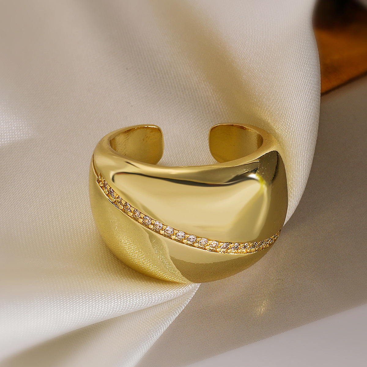 Minimalist Irregular Geometric Open Ring for Women Made of Copper with Real Gold Plating and Zircon Inlay